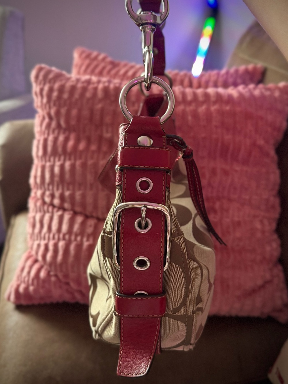 Coach Red Zoe Hobo Bag ✨ - Picture 4 of 8